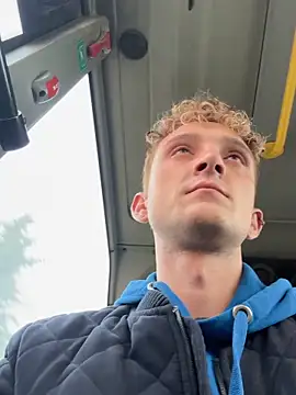 Snapshot of verici34 chatting on 10-22-25, 06:46 verici34 online show from 10-22-25, 06:46