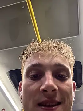 Snapshot of verici34 chatting on 11-02-25, 03:58 verici34 online show from 11-02-25, 03:58