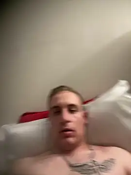 Snapshot of Golden_Alex chatting on 11-24-25, 07:35 Golden Alex online show from 11-24-25, 07:35