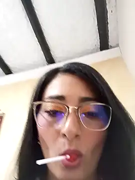 BELLA--26 online show from 02-05-25, 05:53