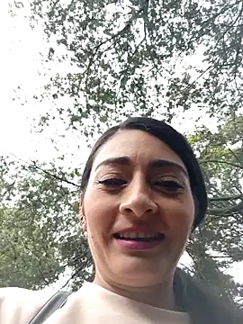 BELLA--26 online show from 02-09-25, 02:50