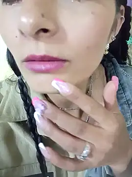 BELLA--26 online show from 02-12-25, 10:26