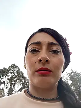 BELLA--26 online show from 02-23-25, 06:23