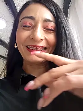 BELLA--26 online show from 02-28-25, 03:26