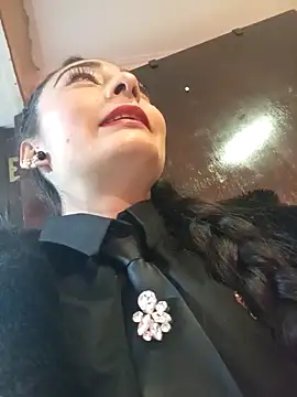 BELLA--26 online show from 03-19-25, 02:57