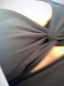 BELLA--26 online show from 10-16-25, 01:45