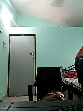 Snapshot of Desi_Heat chatting on 01-31-25, 03:09 Desi Heat online show from 01-31-25, 03:09