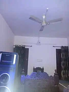 Snapshot of MAGNETICDADDY8 chatting on 01-06-25, 05:08 MAGNETICDADDY8 online show from 01-06-25, 05:08