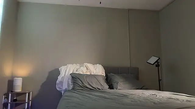 stormyyywinter online show from 04-14-26, 12:00