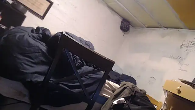 Snapshot of SadCatDaddy chatting on 01-08-25, 05:59 SadCatDaddy online show from 01-08-25, 05:59