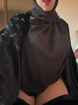 Snapshot of Sindrila_ chatting on 02-26-25, 12:47 Sindrila online show from 02-26-25, 12:47