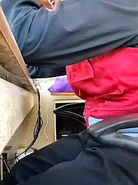 Snapshot of securityhot chatting on 01-18-25, 02:12 securityhot online show from 01-18-25, 02:12