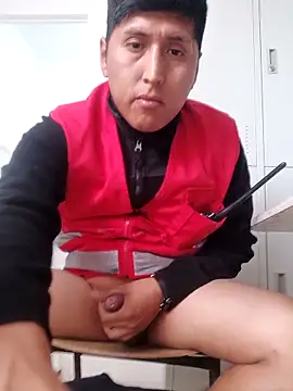 Snapshot of securityhot chatting on 10-22-25, 06:29 securityhot online show from 10-22-25, 06:29