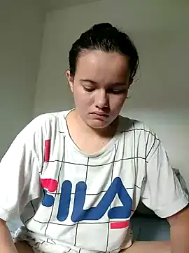 camillebr online show from 01-21-25, 01:22