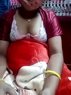 Snapshot of YourHotRandi chatting on 11-29-25, 06:33 YourHotRandi online show from 11-29-25, 06:33