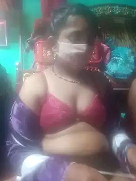 Snapshot of YourHotRandi chatting on 03-08-26, 06:12 YourHotRandi online show from 03-08-26, 06:12