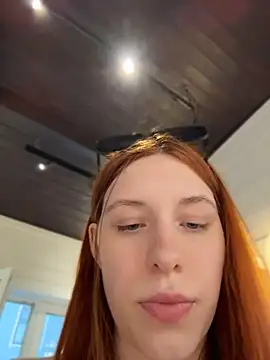 Snapshot of Mikka_Blush chatting on 05-19-26, 06:25 Mikka Blush online show from 05-19-26, 06:25