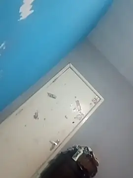 Snapshot of rodrig2107 chatting on 02-13-26, 04:08 rodrig2107 online show from 02-13-26, 04:08