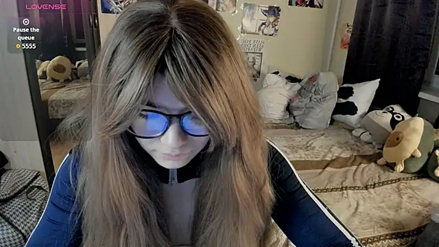 Snapshot of alexiamaleax chatting on 04-24-26, 01:19 alexiamaleax online show from 04-24-26, 01:19