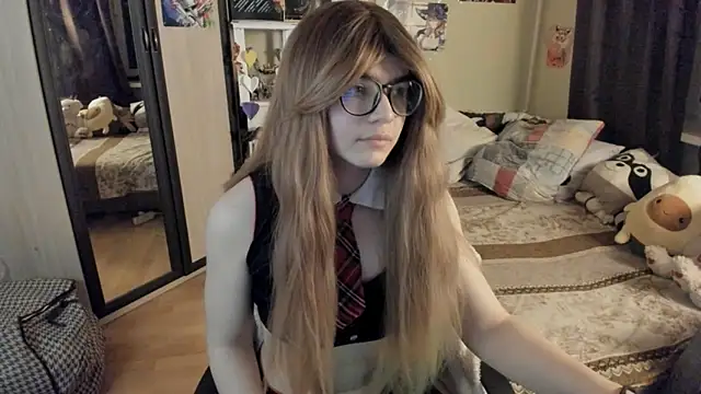 Snapshot of alexiamaleax chatting on 05-10-26, 12:27 alexiamaleax online show from 05-10-26, 12:27