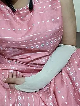 mallupriyapriya online show from 11-24-25, 04:56