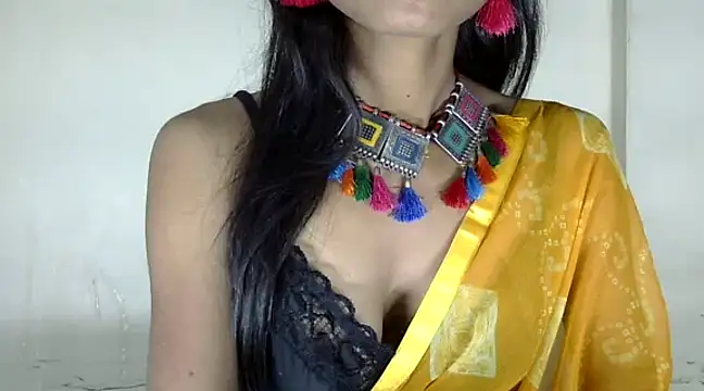Snapshot of Ruhi_patel1 chatting on 01-07-25, 05:43 Ruhi patel1 online show from 01-07-25, 05:43
