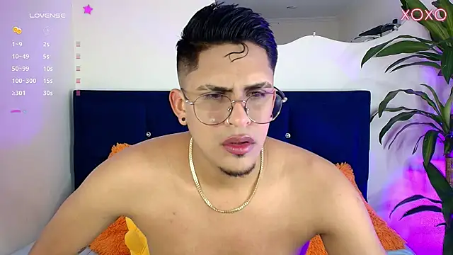 twinkmilk  online show from 01-20-25, 12:07