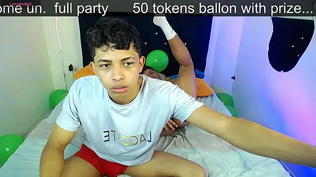 twinkmilk  online show from 01-27-25, 03:39