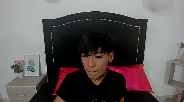 Snapshot of Natasha69 chatting on 01-05-25, 03:11 Natasha69 online show from 01-05-25, 03:11