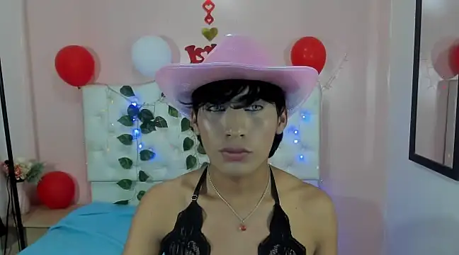 Snapshot of Natasha69 chatting on 03-08-25, 12:33 Natasha69 online show from 03-08-25, 12:33