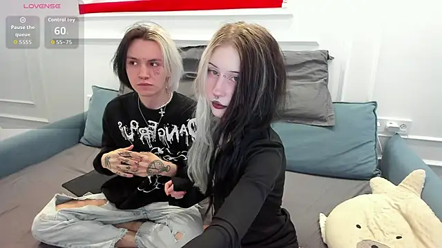 VeryRare TwinS online show from 04-18-26, 01:09