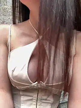 Maddy Jones online show from 01-24-25, 08:11