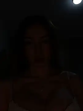 Maddy Jones online show from 11-18-25, 01:00