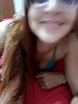 AliceRuivinha2 online show from 04-04-26, 12:42