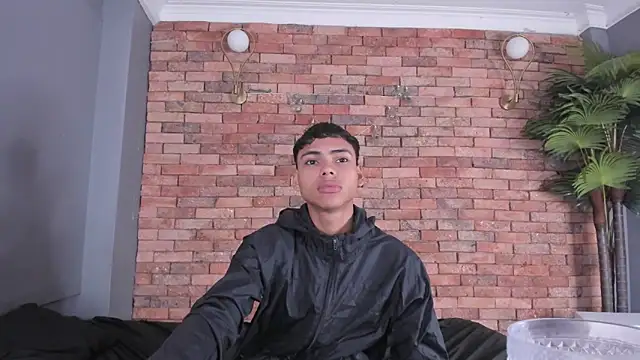 adam piarse01 online show from 11-21-25, 03:16