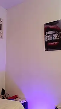 downsonMia online show from 04-01-26, 01:41