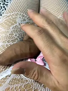 Snapshot of k4ty-X chatting on 01-05-25, 12:31 k4ty-X online show from 01-05-25, 12:31