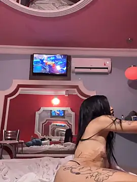 LawrencyLarry online show from 04-24-26, 02:14