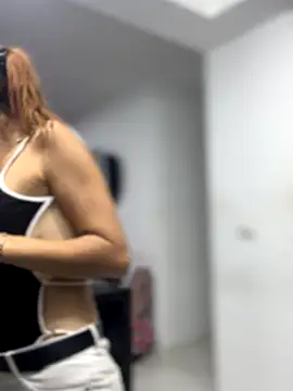 Samantha bigboobs online show from 10-02-25, 10:50