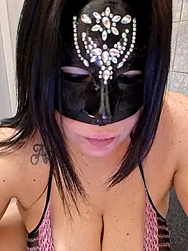 desyree89 online show from 11-08-25, 04:45