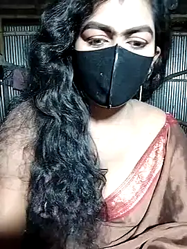 Snapshot of YERY_HOT chatting on 02-14-25, 02:44 YERY HOT online show from 02-14-25, 02:44