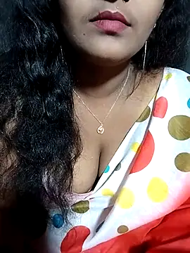 Snapshot of YERY_HOT chatting on 02-22-25, 05:35 YERY HOT online show from 02-22-25, 05:35