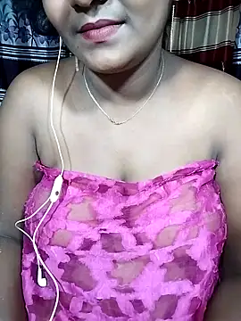 Snapshot of YERY_HOT chatting on 03-04-25, 08:49 YERY HOT online show from 03-04-25, 08:49