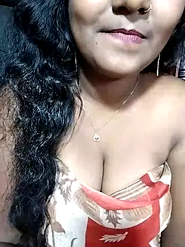 Snapshot of YERY_HOT chatting on 03-09-25, 08:31 YERY HOT online show from 03-09-25, 08:31