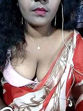 Snapshot of YERY_HOT chatting on 03-11-25, 05:24 YERY HOT online show from 03-11-25, 05:24