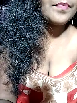 Snapshot of YERY_HOT chatting on 03-17-25, 05:38 YERY HOT online show from 03-17-25, 05:38