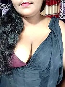 Snapshot of YERY_HOT chatting on 09-17-25, 04:52 YERY HOT online show from 09-17-25, 04:52