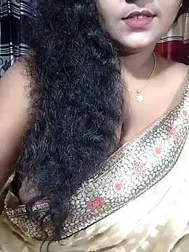 Snapshot of YERY_HOT chatting on 10-18-25, 05:25 YERY HOT online show from 10-18-25, 05:25