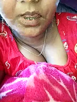 Snapshot of YERY_HOT chatting on 02-24-26, 06:33 YERY HOT online show from 02-24-26, 06:33