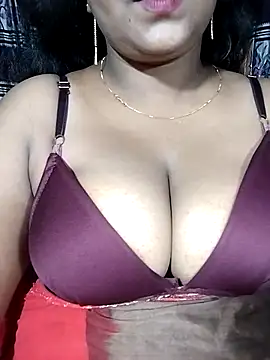 Snapshot of YERY_HOT chatting on 03-18-26, 05:05 YERY HOT online show from 03-18-26, 05:05